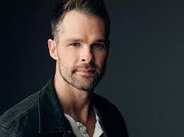 Jerry Cribb's Instagram, Twitter & Facebook