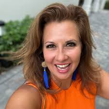 Maria Felipe: books, biography, latest update