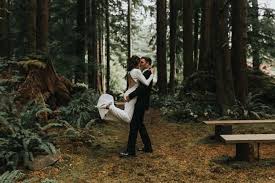 12 Small Town Washington Wedding Venues See Prices Wedding Venues Washington State Washington Wedding Venues Washington Weddings