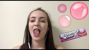 ASMR BUBBLE GUM CHEWING AND SNAPPING