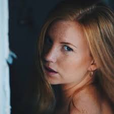 Kellie McCarthy (@kelliemccarthy)