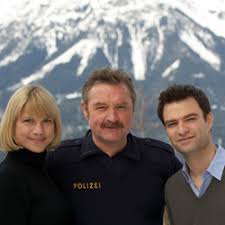 Trivia (1) andreas kiendl has a relationship with actress darina dujmic and has a son and a daughter. Casting Soko Kitzbuhel Staffel 9 Filmstarts De