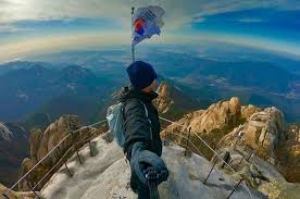 Korea selatan adalah salah satu negara yang sering dikunjungi oleh wisatawan mancanegara karena indah. Tempat Menarik Di Korea Yang Terkini 2021 Paling Cantik