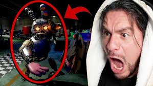 پنجشنبه شب با فردی Five Nights at Freddy's همراه با VICTOR STARK با x کوچک 