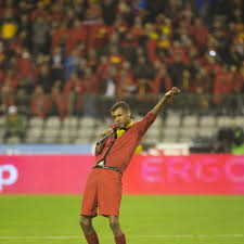 But pays de galle mène la belgique. Stromae Diable Rouge Devant Le Roi Philippe De Belgique Entre Fete Et Polemique Diable Rouge Roi Philippe Coupe Du Monde