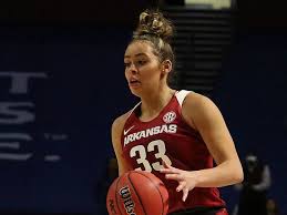 Join facebook to connect with chelsea dungee and others you may know. No 19 Arkansas Hands No 3 Uconn 1st Loss Of Season Thescore Com