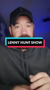 Lenny Hunt's Instagram, Twitter & Facebook