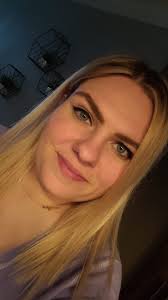 A female name with an E that isn't Elisa or Elena... I'm waiting for  original ideas!