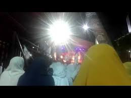 Lirik sholawat nabiyil huda nurul musthofa. Majlis Nurul Musthofa Mtnm Lyrics Song Meanings Videos Full Albums Bios
