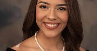 Madison Parr's Instagram, Twitter & Facebook