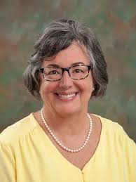 Rebecca Pauly's Instagram, Twitter & Facebook