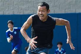 Son heung min was born on july 8, 1992, in chuncheon, south korea to father wong jung son and mother eun ja kil in chuncehon gangwon south korea. Son Woong Jung Married Eun Ja Kil Backbone Of Son Heung Min Success Vergewiki