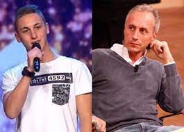 Ha avuto alcune collaborazioni importanti, come quella con fabri fibra. Travaglio Jr Niente Popolo Sovrano Rai 2 La Smentita Affaritaliani It