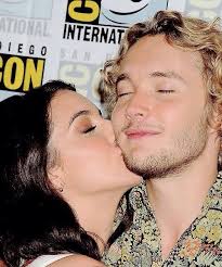 Created by laurie mccarthy, stephanie sengupta. Adelaide And Toby Reign Tv Show Toby Regbo Reign Reign
