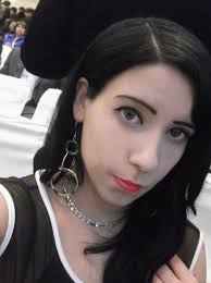 Isabel Mosqueda (@Isabel__Moss)