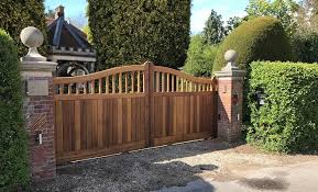 Find out here how to get the best fence for the best price. Fence Installation Prices How Much To Install A Fence