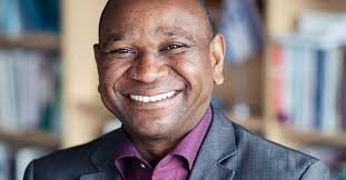 Wir müssen reden, bevor es zu spät ist“: Lesung mit dem evangelischen  Theologen Yassir Eric