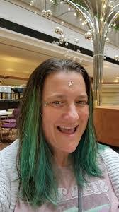 Melissa Sager's Instagram, Twitter & Facebook