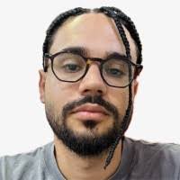 Daniel Mansur's Instagram, Twitter & Facebook