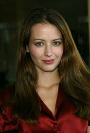 That was weird... Anyway, look how gorgeous Amber Benson is! 💙