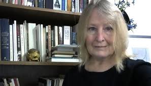 Julie Melby's Instagram, Twitter & Facebook