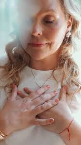 Danielle Hendrickson 🌹 Sacred Feminine + Venusian Astrology  (@iamdaniellehendrickson) • Instagram photos and videos