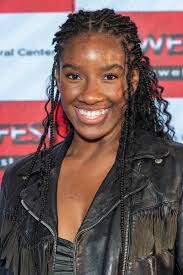 Mariah Robinson Attends Screening New Breed Entertainment Angie's Cure Dga  — Stock Editorial Photo © info@photographybyeugene.com #581328092