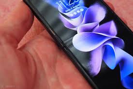Unveiled alongside the galaxy s20 on february 11, 2020, it was released on february 14, 2020. E0uizs39h2fqvm