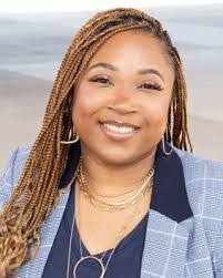 Melanie Preston's Instagram, Twitter & Facebook