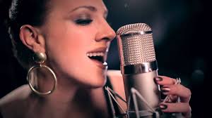 Tóth gabriella tóth verának, az első megasztár nyertesének húga. Myon Shane 54 Feat Toth Gabi Ejjel Nappal Budapest Youtube Videos Music Music Videos Gabi