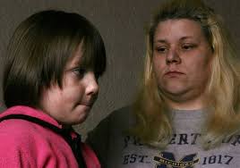 Secretary's clip job upsets mom, daughter