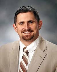 Richard Fornes's Instagram, Twitter & Facebook