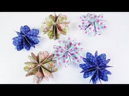 10 Frhlingsdeko Diy Ideen Basteln Fr Ostern Blumen Selber Machen Schmetterling Falten Kids Skye Diy Journal In 2020 Paper Flowers Origami Flowers Diy Journal