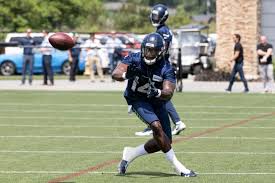 Russell Wilson Seahawks Wr D K Metcalf Looking Really