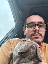 Who is the owner of the lost dog in Yelapa?