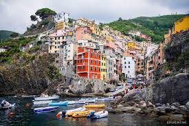 L'italie est un pays situé en europe du sud. Les Cinque Terre Notre Top 5 En Tuk Tuk Et Vue Du Ciel Lovelivetravel Blog Voyage Lifestyle