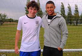 634 x 454 jpeg 94 кб. Alex Oxlade Chamberlain On England His Dad Brazil And Learning Exclusive Daily Mail Online