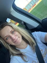 Anna Doud's Instagram, Twitter & Facebook