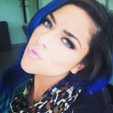 Denise Marion's Instagram, Twitter & Facebook