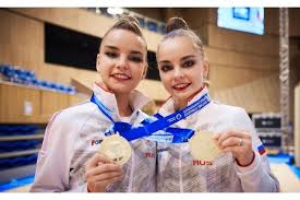 В центре — лина ашрам из израиля. Sestry Averiny Zavoevali Chetyre Zolotyh Medali Na Chempionate Evropy V Bolgarii 13 Iyunya 2021 Goda Novosti Nn Ru