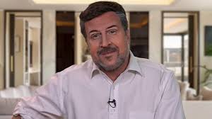 El udi joaquín lavín se quedó con el segundo lugar con un 32% de los votos emitidos. Soychile Cl Noticias De Todo Nuestro Pais