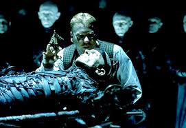 Cinemaphile: Dark City: Director's Cut / **** (1998)