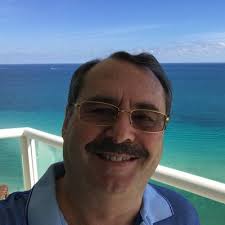 Roberto Hahn (@Papuschko)