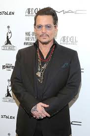 Johnny depp has largely remained mum about his impending divorce from wife amber heard, but the actor let his body do the talking during a recent performance with his band in bethlehem, pennsylvania. Johnny Depp Has Changed His Amber Heard Tattoo To Throw Some Serious Shade At The Actress