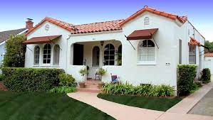 Spear Awnings Scroll Awnings By Superior Awning Spanish Style Homes Spanish Bungalow Spanish House