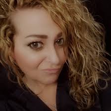 Hello here is my story My name is Rhiannon im 32 years old I'm a recovering  addicted who suffered with this disease of a addiction for 11 in a half  years I'm