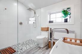 Meski ukurannya terbatas, desain kamar mandi kecil yang nyaman, terasa luas dan bebas suram bisa kamu miliki. 6 Desain Kamar Mandi Modern Hadirkan Suasana Rileks Yang Bikin Betah