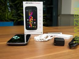 Archos 50 Titanium im Test: 5-Zoll-Dual ...