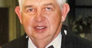 Arlene Thacker's Instagram, Twitter & Facebook