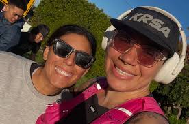 Had the pleasure of running along side these boss babes and the incredible  crews @keeprunninsantaana x @socialhourrunclub x @asprunning at the OC  Preview Run ☀️✨🌊 The event was captured by stunning photographers